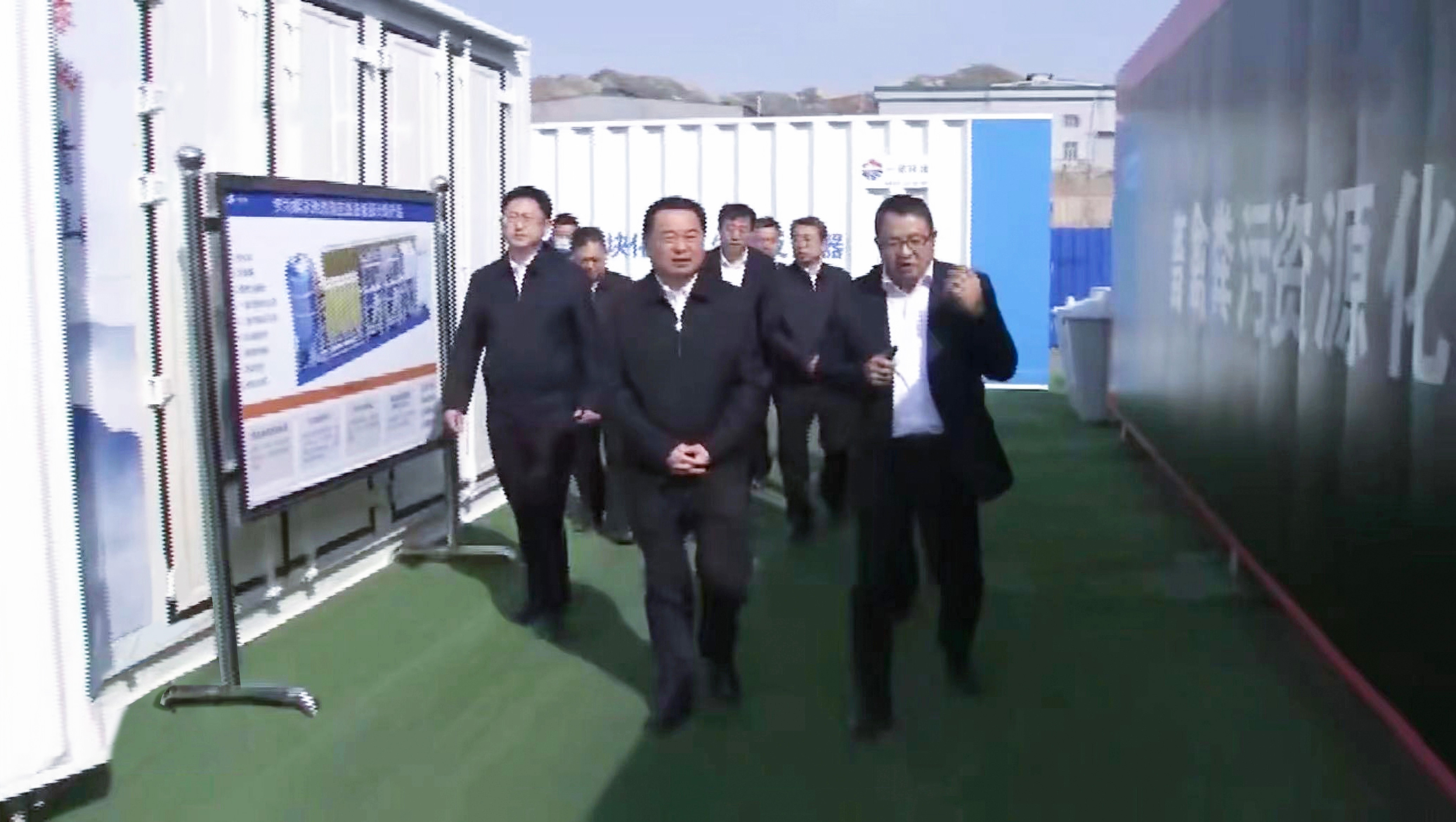 1692603722721121.jpg 1692603722721121.jpg